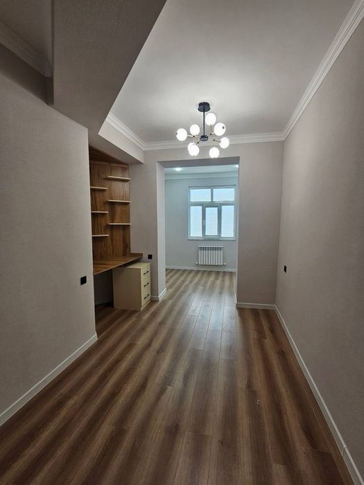 Срочно продается 3+1/4/8 на новостройке  Иззат