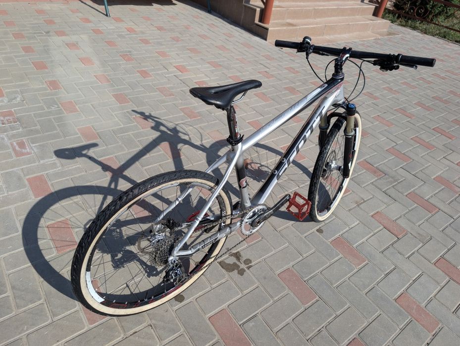 Горный велосипед Scott