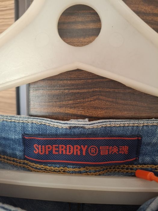 Шорты новые,продам