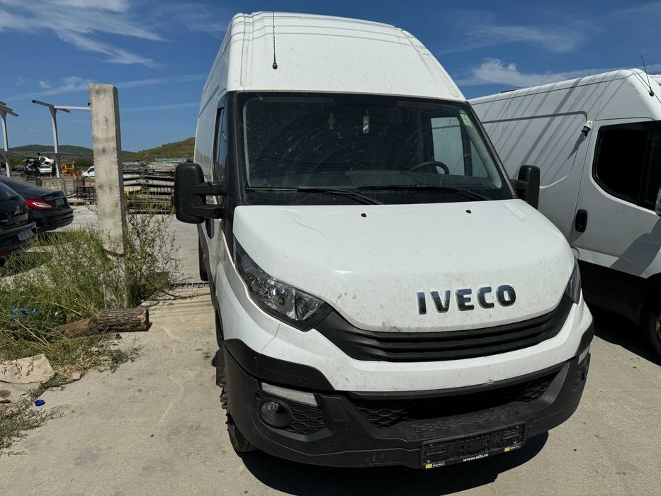 Dezmembrez Iveco Daily 50C15 50C35 3.0 sau 2.3 Euro 5 Punte dubla, AC
