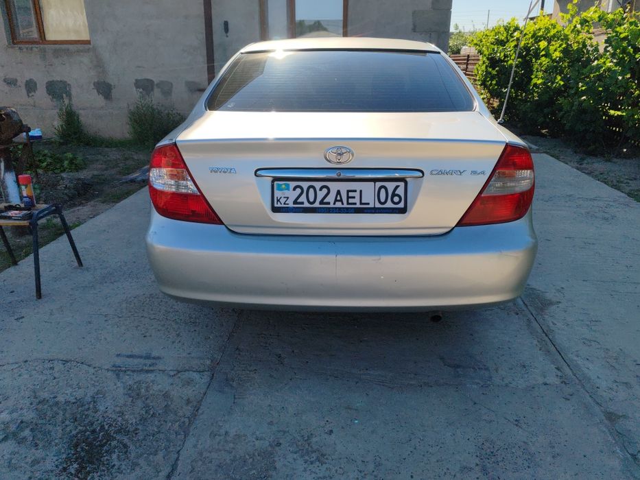 Продам Тойота Камри.