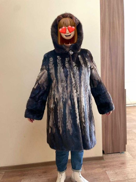 Продам шубу норковую.