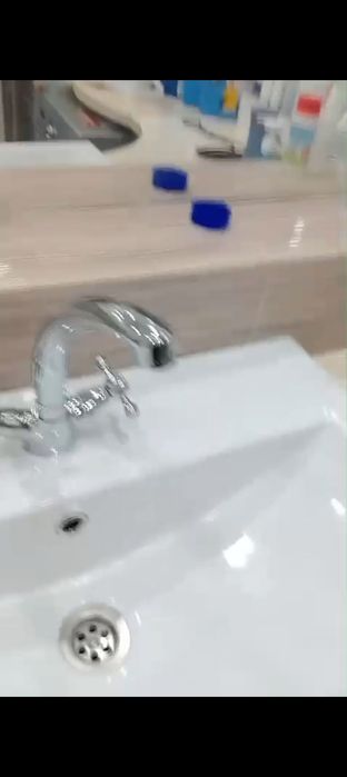 Слесарь сантехник