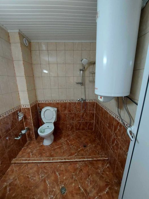 Дава се под наем Двустаен апартамент в Търговище, Център - 78 кв.м за 280.5 € - Снимка #9