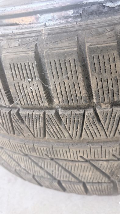 зимная покрышка 275/40/19