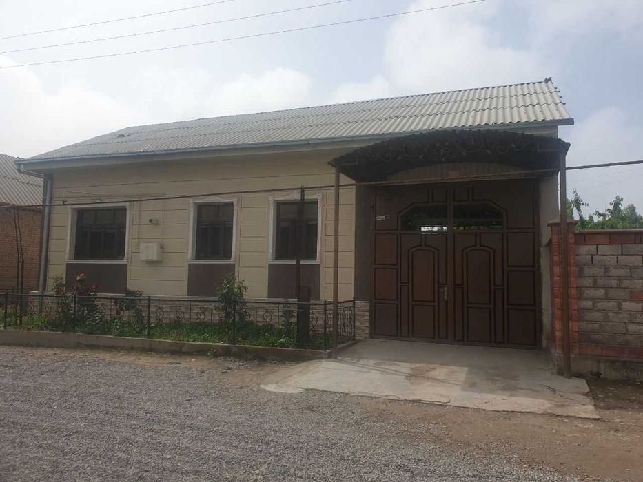 21 sotixli uy sotiladi