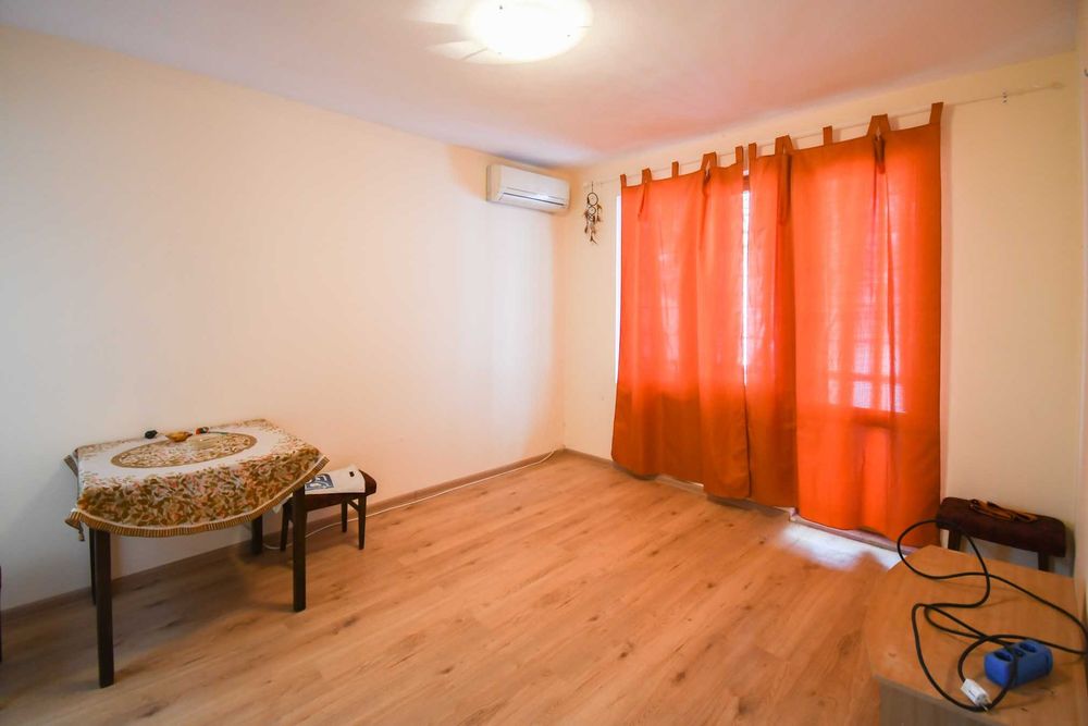 Двустаен имот в Горна баня