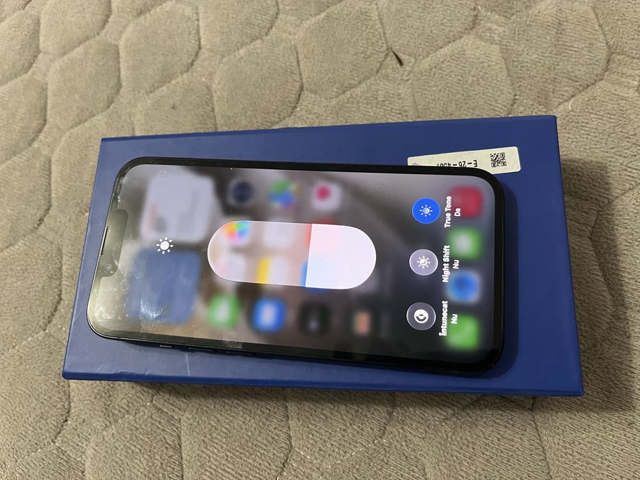 Iphone 13 impecabil