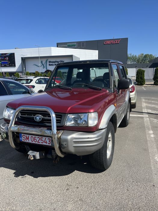 Hyundai Galloper deszapezire dotat cu lama de dezapezit