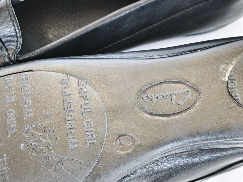 Clarks, обувки естествена кожа, номер 40