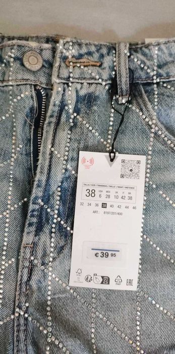 Zara Pantaloni Scurți Denim cu Cristale, Mărimea 38, Noi cu Etichetă - PRET REDUS DE LA 40 euro