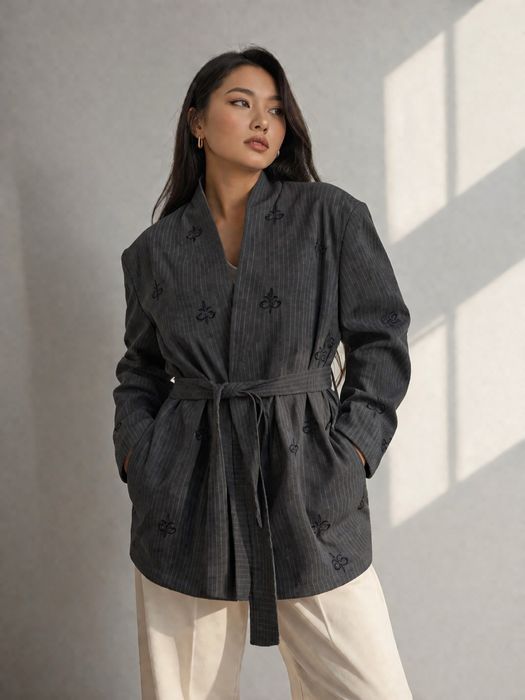 Пиджаки женские