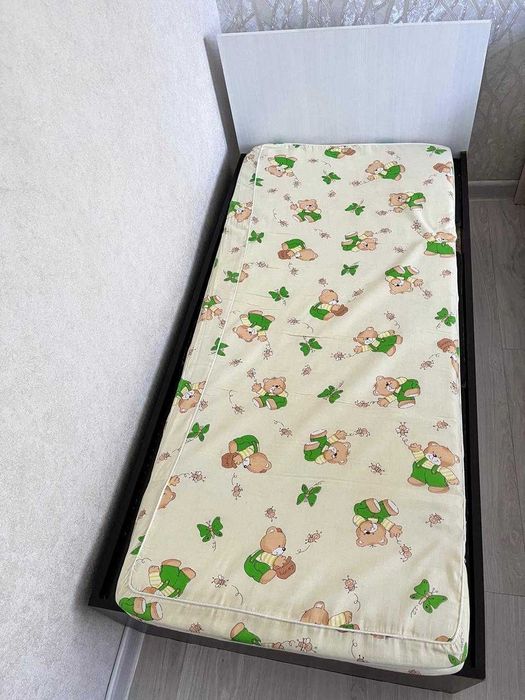 Продам матрас детский
