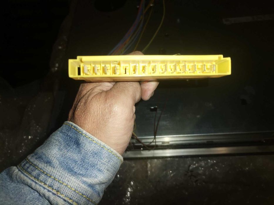 Индукционен керамичен плот за вграждане AEG инокс.