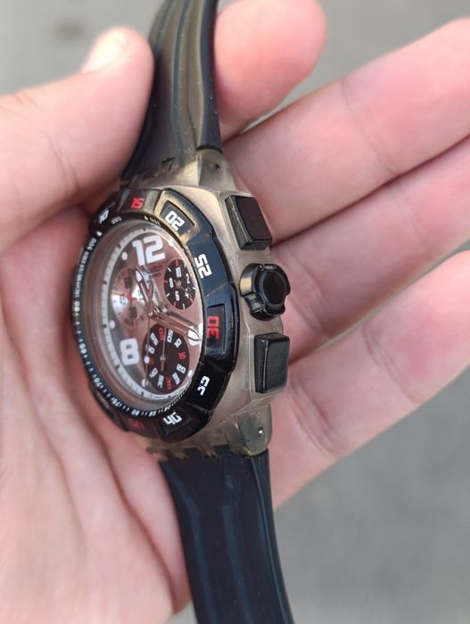 Swatch соат сотилади