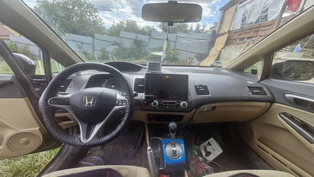 Vând Honda Civic hybrid 2008 pentru piese