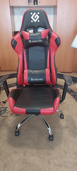 Продам игровое кресло