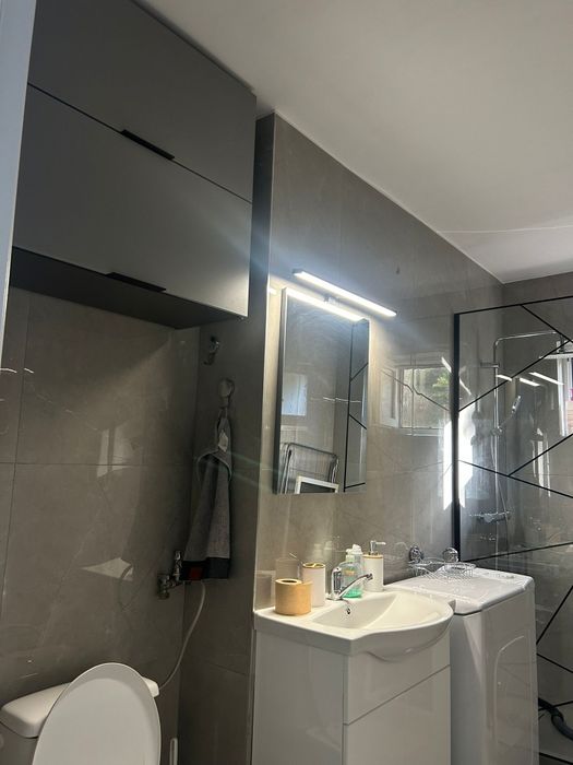 Inchiriez apartament de doua camere mobilat,utilat și renovat