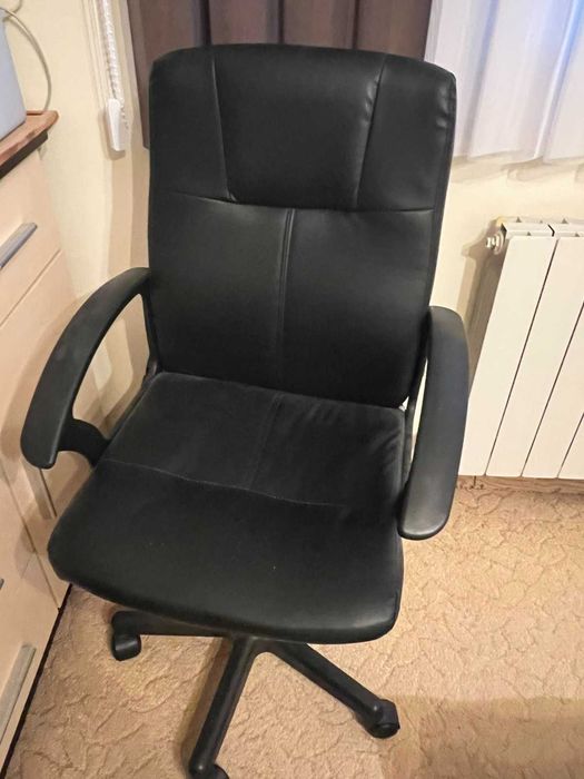 офис стол изкуствена кожа