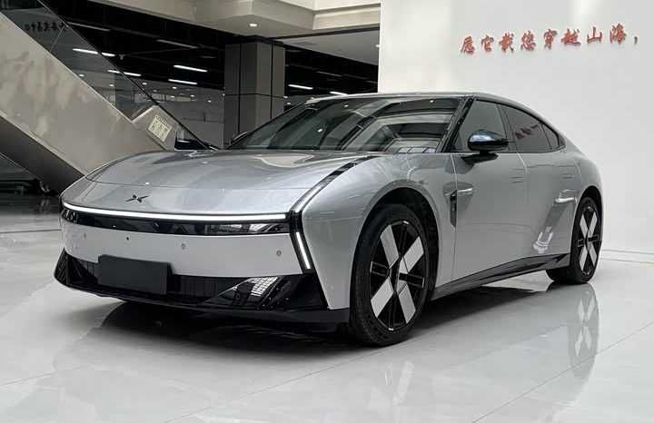 XPENG P7 702  long range ultra