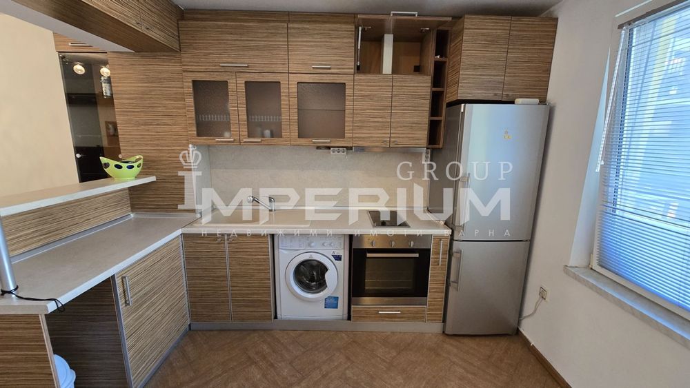 Дава се под наем Тристаен апартамент в Варна, Зимно кино Тракия - 85 кв.м за 612 € - Снимка #1