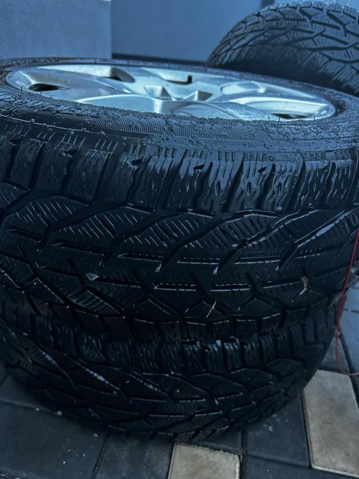 Jante set si Cauciucuri iarna, stare foarte buna