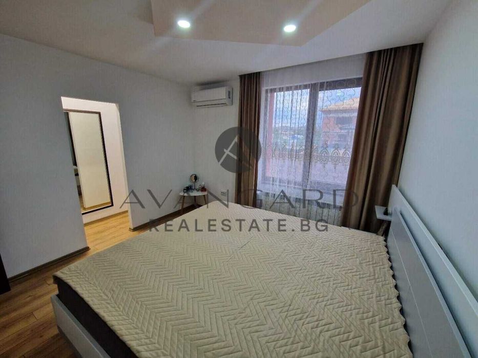 Продава се Къща в Пловдив, Остромила - 162 кв.м за 2328 €/кв.м - Снимка #5