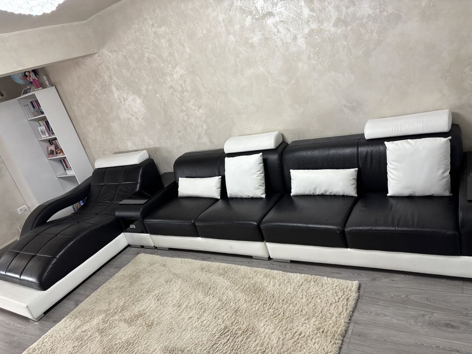 Canapea cu colt modulara