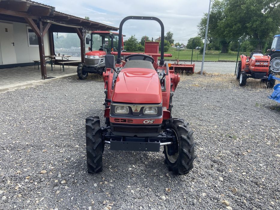 Tractor japonez Mitsubishi MT200, 4x4, 20cp + freza