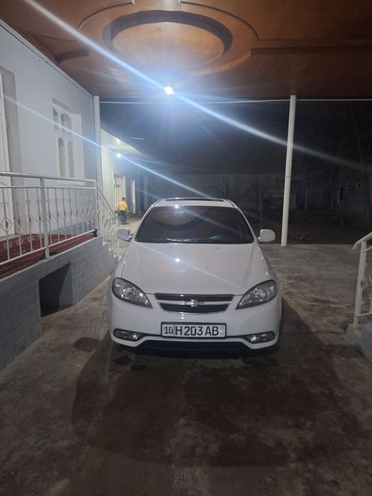 Srochna Jentra sotiladi