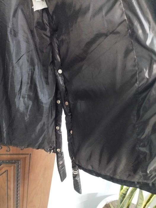 Куртки пальто спортивные костюмы