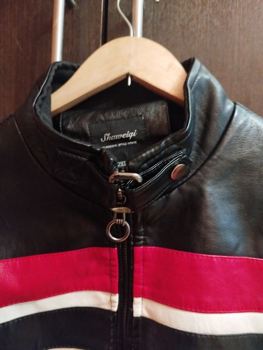 Продам куртку. Новая.