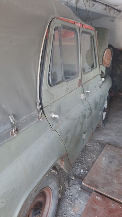 Продам уаз 469 на ходу.
