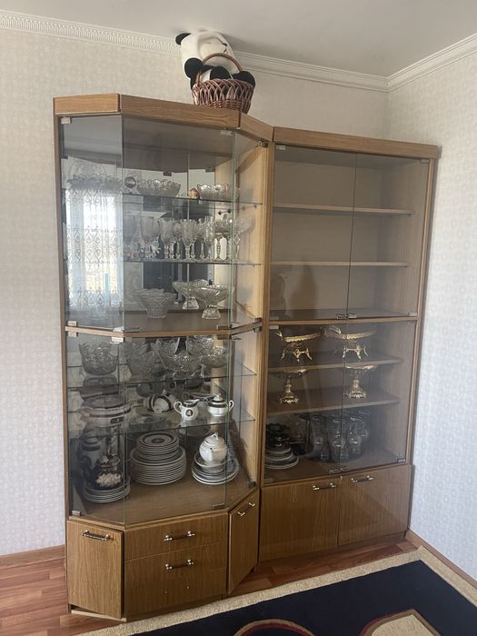 Стенка беларусия. Готовы отдать. Самовывоз.