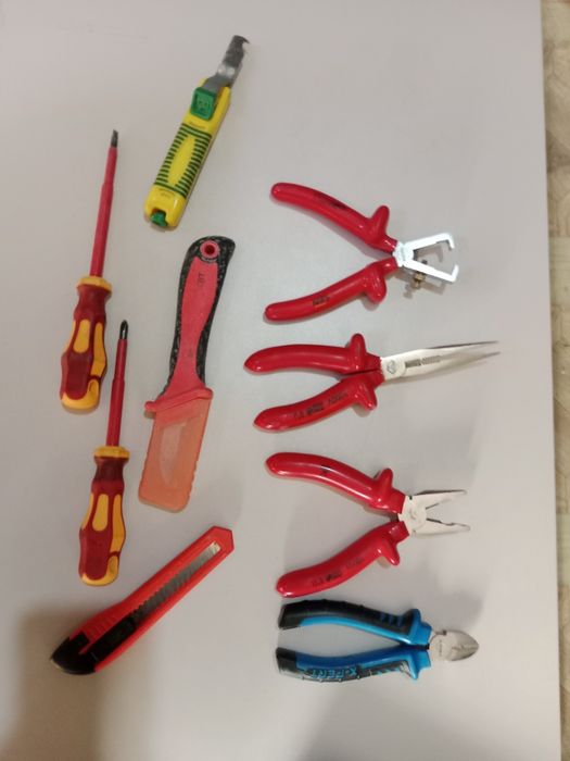 Много Инструменты продаеться