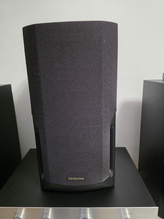 Boxă Technics SB-CH510A ( O BUCATĂ) perfect functională