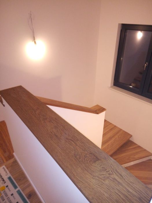 Scări interioare și balustrade