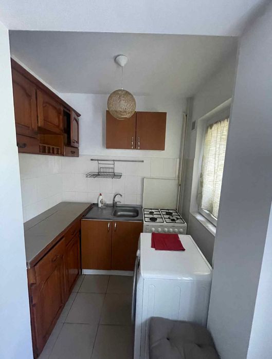 PF, Apartament 2 cam Podu Ros/Cantemir