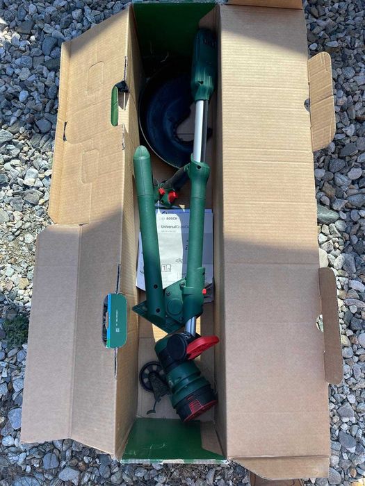 Trimmer gazon Bosch UniversalGrassCut 18V - 260 (fara acumulator)