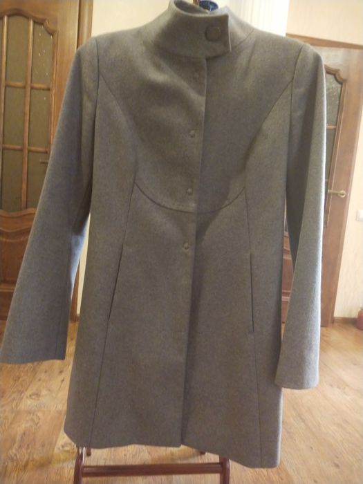 Продам осеннее пальто