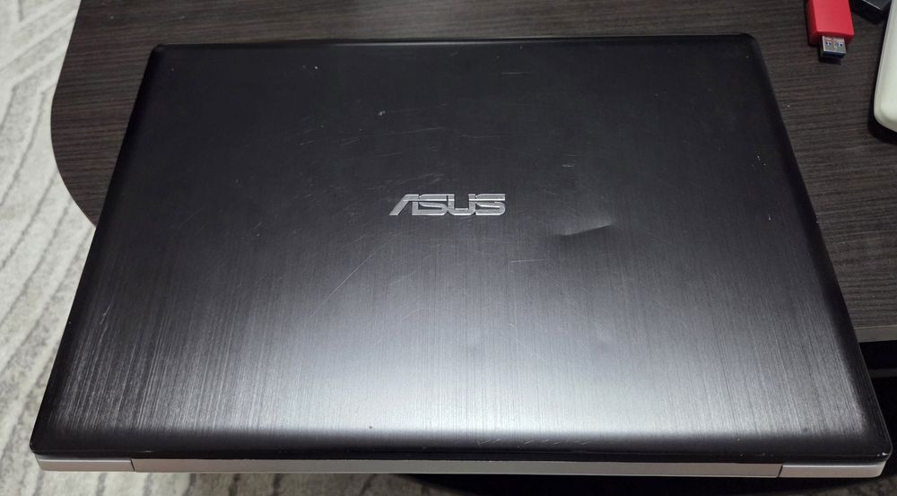 Asus  Vivobook S400C 8GB RAM SSD 256 GB