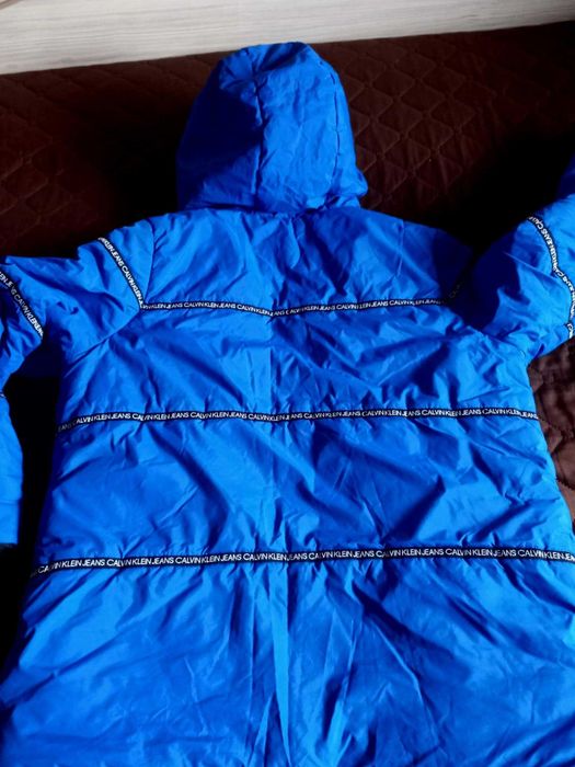 Зимно яке Calvin Klein. Внесено от САЩ