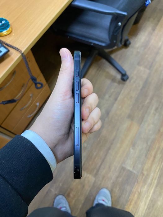 IPhone 16 в хорошем состоянии