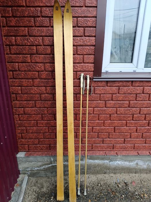Продам лыжи ссср