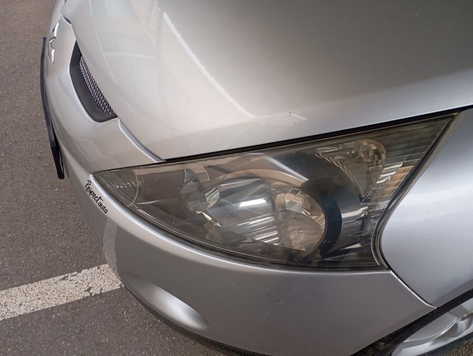 Фарове за Мицубиши Грандис