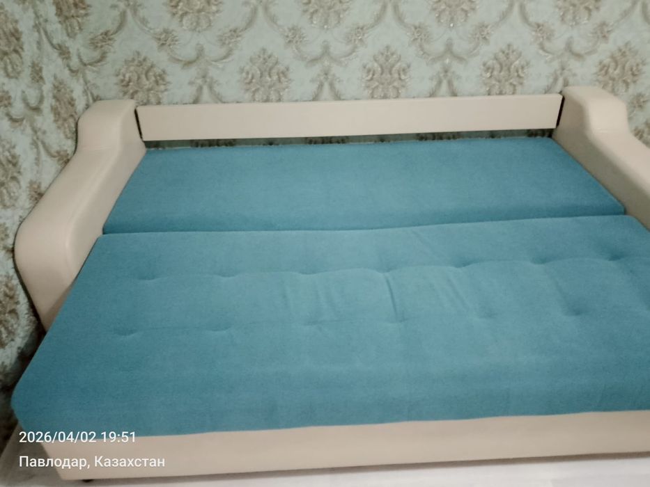 Продам диван в хорошем состоянии