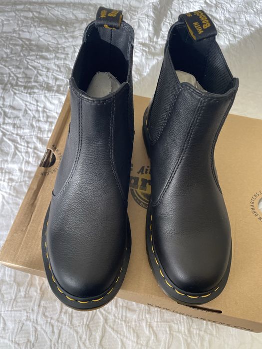 Дамски боти dr Martens