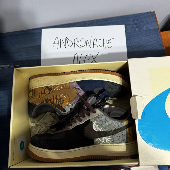 Nike Air Force Travis Scott