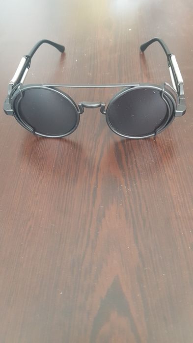 Ochelari de soare,la moda.