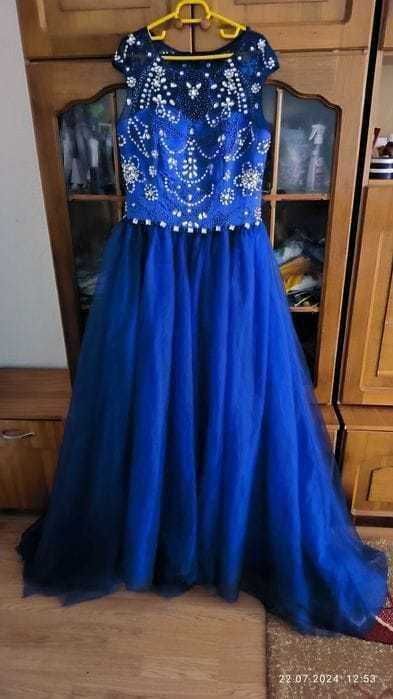 Vând rochie eleganta